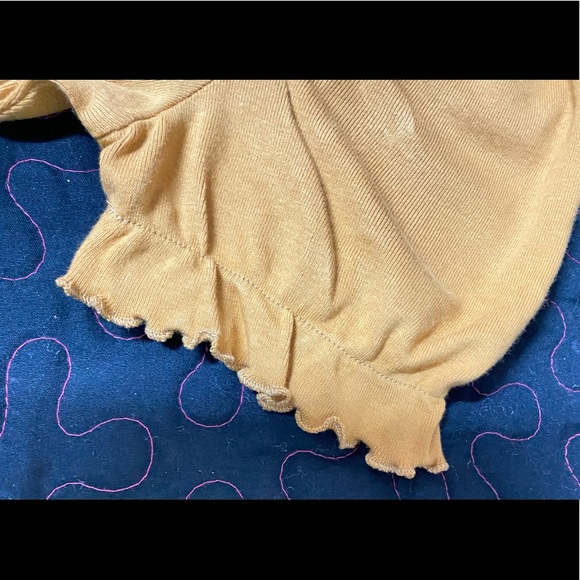 Charlotte Russe Crop Tops size M - Picture 3 of 8